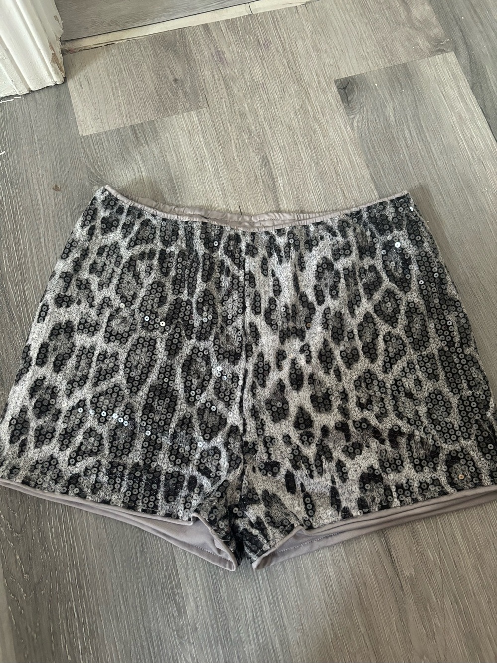 Sequin Leopard Print Shorts - Gray
